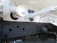 いすゞフォワードタンク車（タンクローリー）中型（4t）[写真35]