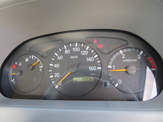 トヨタトヨエースタンク車（タンクローリー）小型（2t・3t）[写真38]