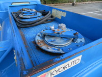 トヨタトヨエースタンク車（タンクローリー）小型（2t・3t）[写真08]