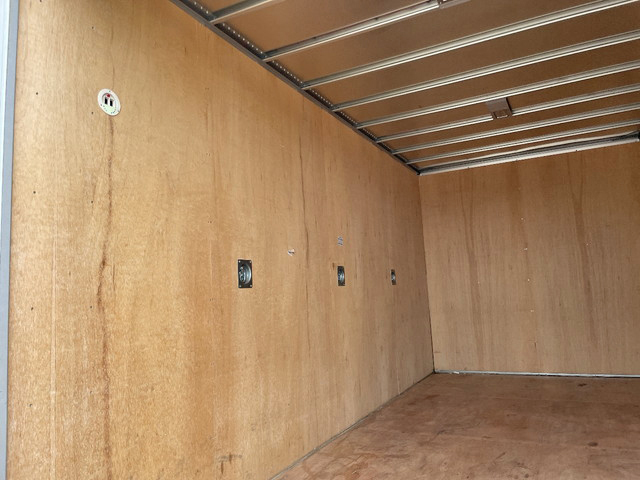 いすゞエルフアルミバン小型（2t・3t）[写真10]