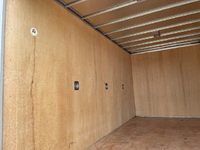 いすゞエルフアルミバン小型（2t・3t）[写真10]