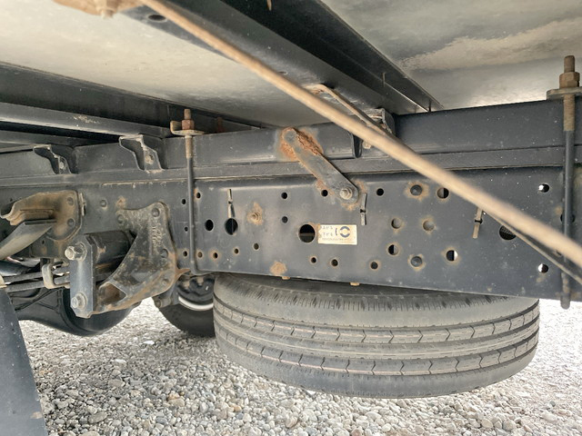 いすゞエルフアルミバン小型（2t・3t）[写真22]