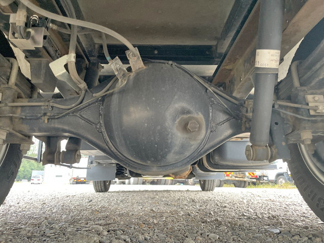 いすゞエルフアルミバン小型（2t・3t）[写真23]