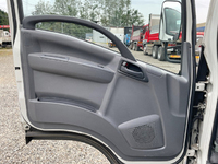 いすゞエルフアルミバン小型（2t・3t）[写真28]