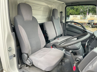 いすゞエルフアルミバン小型（2t・3t）[写真30]