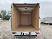 いすゞエルフアルミバン小型（2t・3t）[写真09]