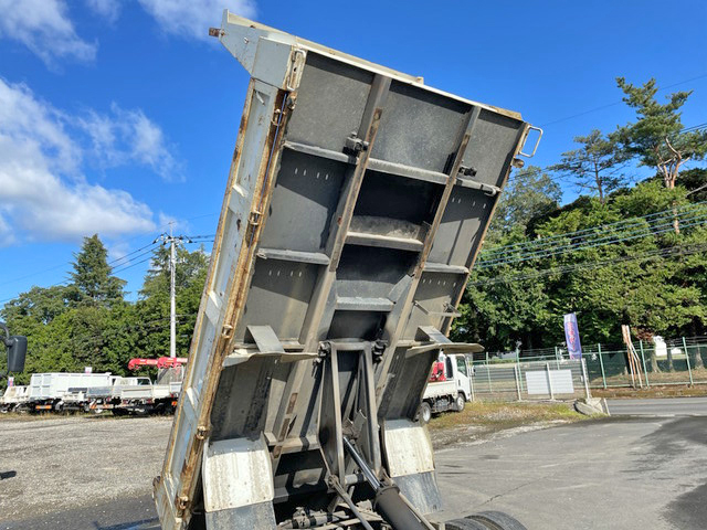 いすゞエルフダンプ小型（2t・3t）[写真18]