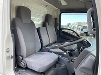 いすゞエルフアルミバン小型（2t・3t）[写真25]