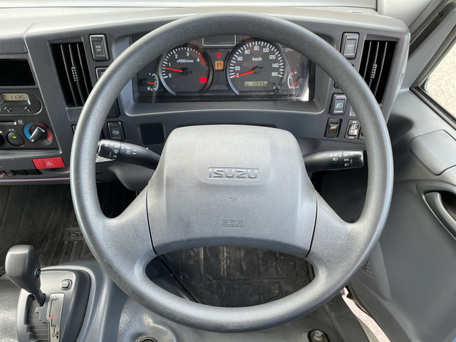 いすゞエルフアルミバン小型（2t・3t）[写真29]