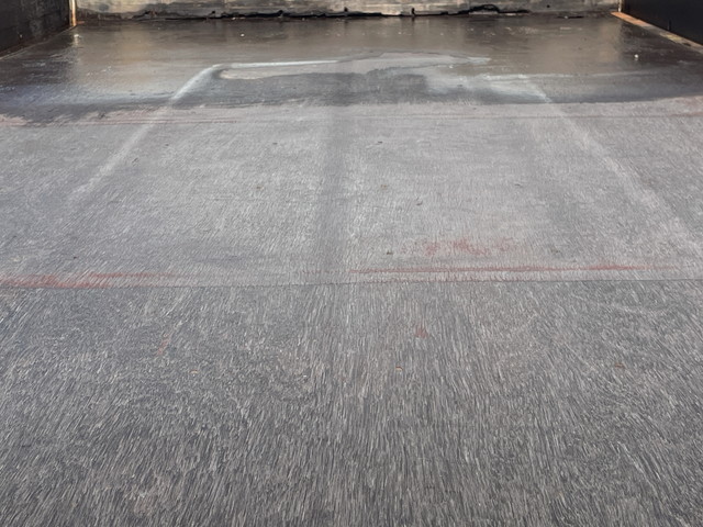 いすゞエルフ平ボディ小型（2t・3t）[写真14]