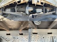 いすゞエルフ平ボディ小型（2t・3t）[写真18]