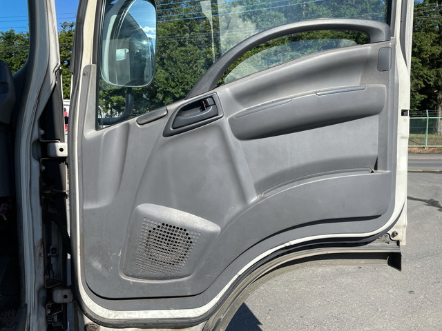 いすゞエルフ平ボディ小型（2t・3t）[写真26]