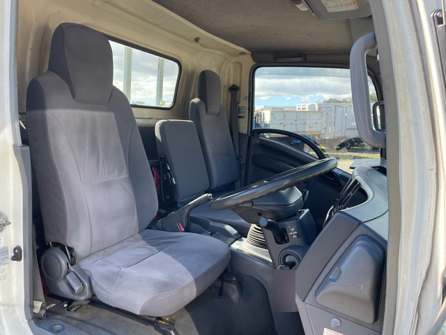 いすゞエルフ平ボディ小型（2t・3t）[写真28]