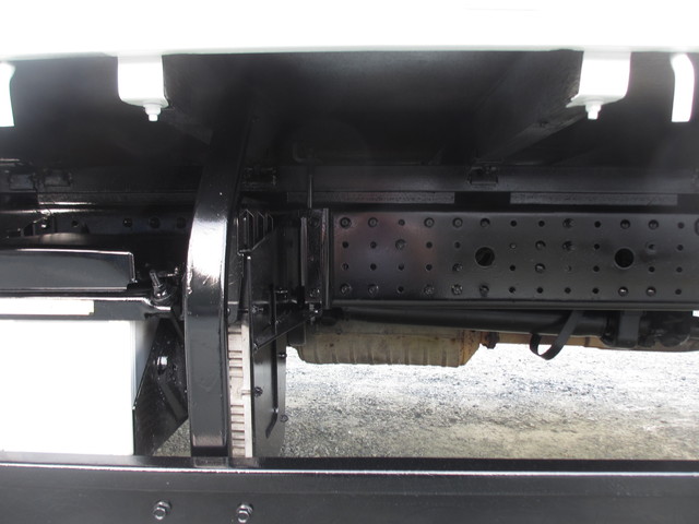 三菱ふそうキャンター平ボディ小型（2t・3t）[写真17]