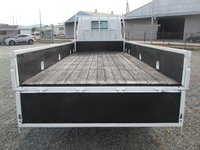 三菱ふそうキャンター平ボディ小型（2t・3t）[写真08]