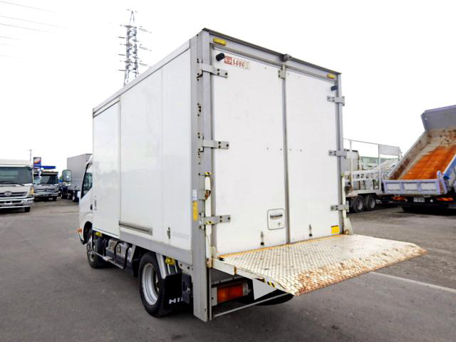日野デュトロパネルバン小型（2t・3t）[写真21]