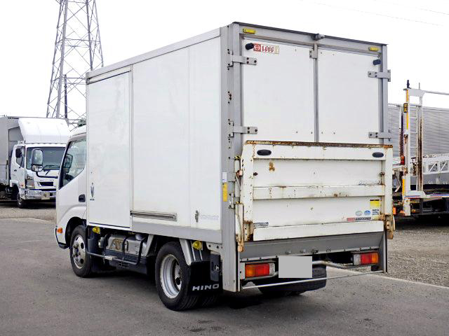 日野デュトロパネルバン小型（2t・3t）[写真04]