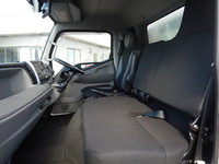 三菱ふそうキャンターアルミバン小型（2t・3t）[写真12]