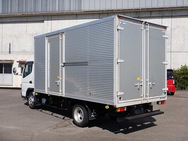 三菱ふそうキャンターアルミバン小型（2t・3t）[写真04]