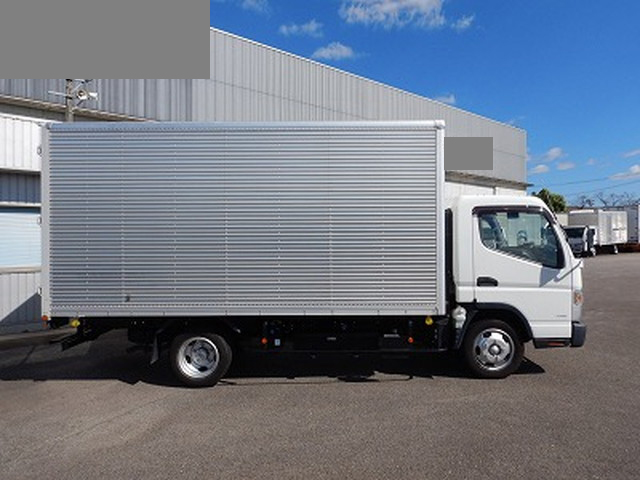 三菱ふそうキャンターアルミバン小型（2t・3t）[写真07]