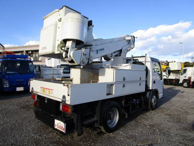 いすゞエルフ高所作業車小型（2t・3t）[写真02]