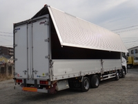 UDトラックスクオンアルミウイング大型（10t）[写真02]