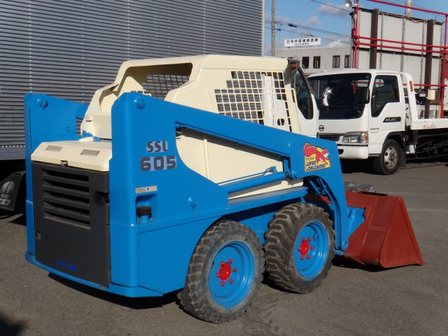 TCMタイヤショベル（ホイルローダー）[写真02]