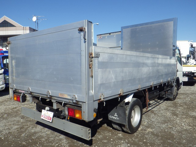 三菱ふそうキャンターアルミブロック小型（2t・3t）[写真02]