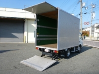 トヨタトヨエースアルミバン小型（2t・3t）[写真02]