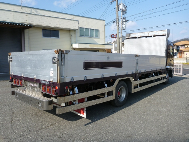 日野レンジャーアルミブロック中型（4t）[写真02]