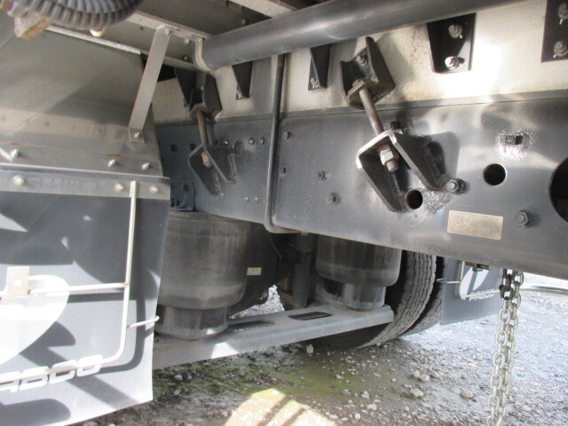 三菱ふそうファイター冷蔵冷凍ウイング増トン（6t・8t）[写真15]