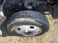 いすゞエルフ冷凍車（冷蔵車）小型（2t・3t）[写真14]