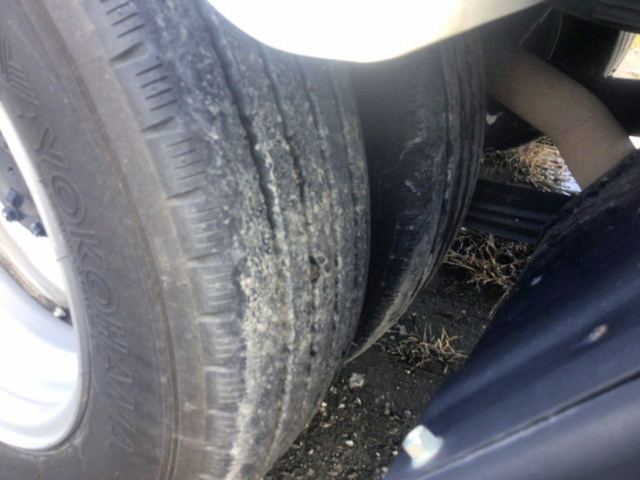 いすゞエルフ冷凍車（冷蔵車）小型（2t・3t）[写真16]