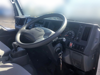 いすゞエルフ冷凍車（冷蔵車）小型（2t・3t）[写真26]