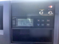 いすゞエルフ冷凍車（冷蔵車）小型（2t・3t）[写真28]