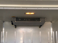 いすゞエルフ冷凍車（冷蔵車）小型（2t・3t）[写真09]