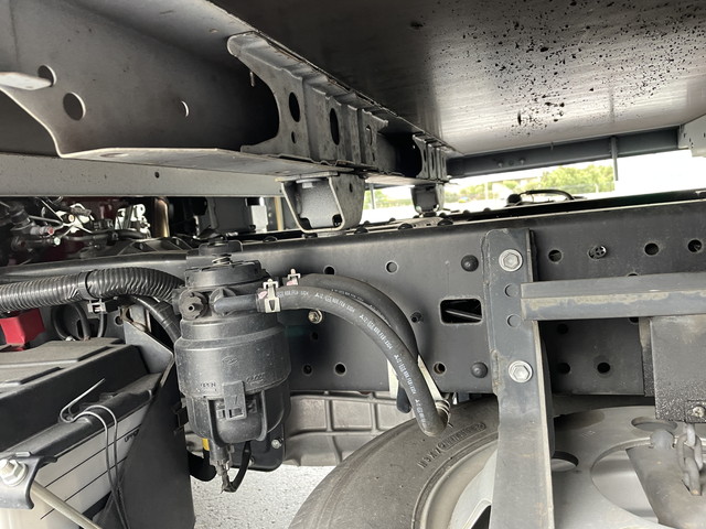 日野デュトロ平ボディ小型（2t・3t）[写真13]