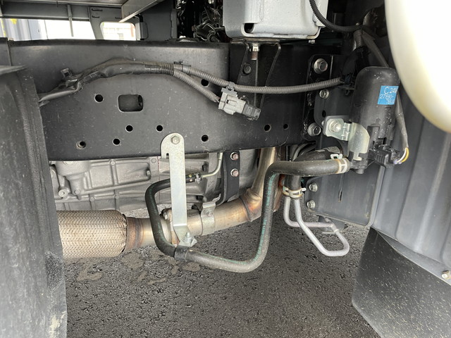 日野デュトロ平ボディ小型（2t・3t）[写真16]