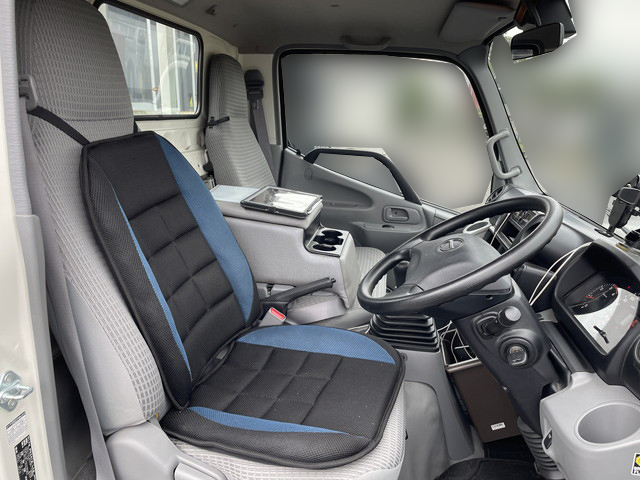 日野デュトロ平ボディ小型（2t・3t）[写真26]