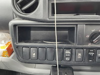 日野デュトロ平ボディ小型（2t・3t）[写真33]