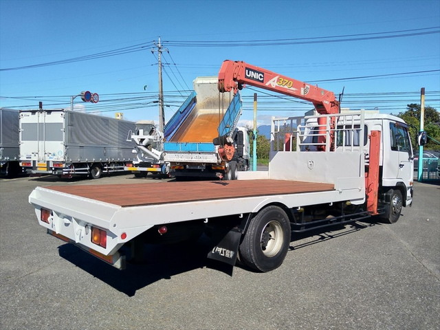 UDトラックスコンドルセルフクレーン3段中型（4t）[写真02]