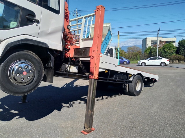 UDトラックスコンドルセルフクレーン3段中型（4t）[写真05]