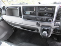 三菱ふそうキャンター冷凍車（冷蔵車）小型（2t・3t）[写真13]