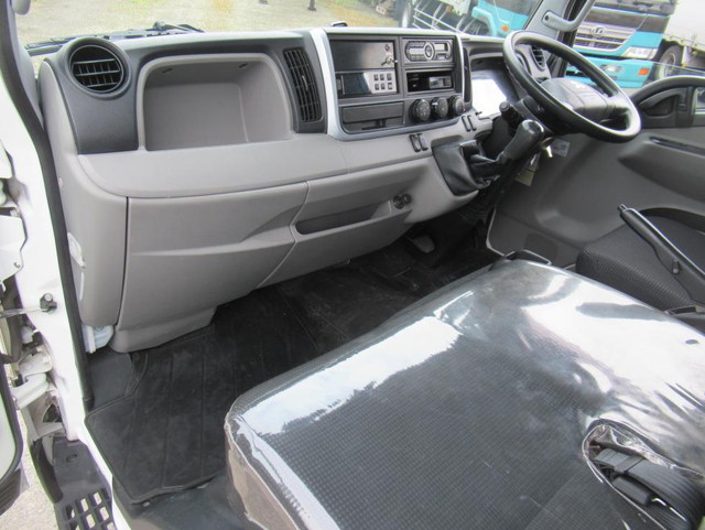 三菱ふそうキャンター冷凍車（冷蔵車）小型（2t・3t）[写真19]