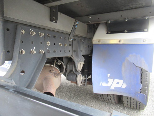 三菱ふそうキャンター冷凍車（冷蔵車）小型（2t・3t）[写真28]