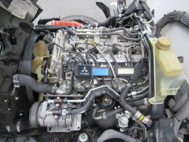 三菱ふそうキャンター冷凍車（冷蔵車）小型（2t・3t）[写真34]