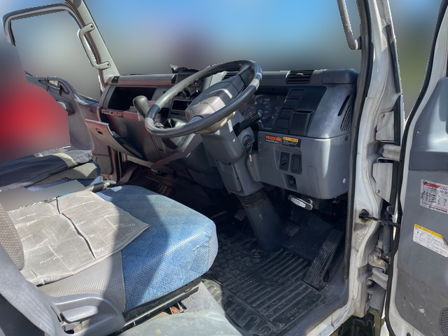 三菱ふそうキャンターユニック5段小型（2t・3t）[写真18]