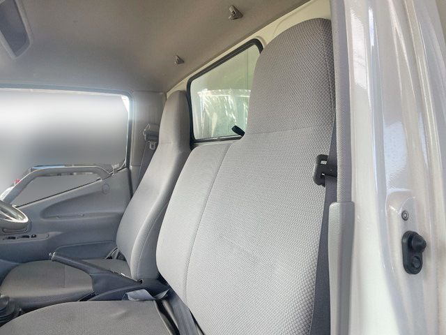 トヨタダイナパネルバン小型（2t・3t）[写真28]