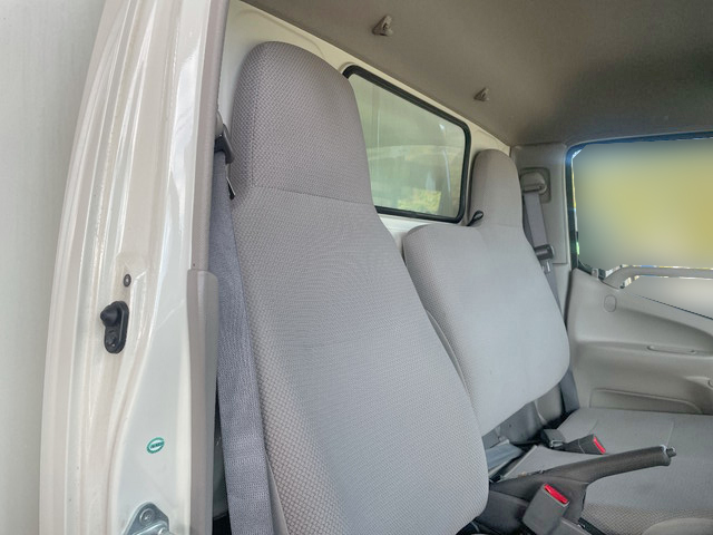 トヨタダイナパネルバン小型（2t・3t）[写真30]