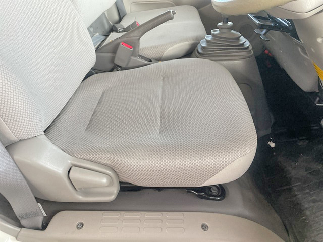 トヨタダイナパネルバン小型（2t・3t）[写真31]